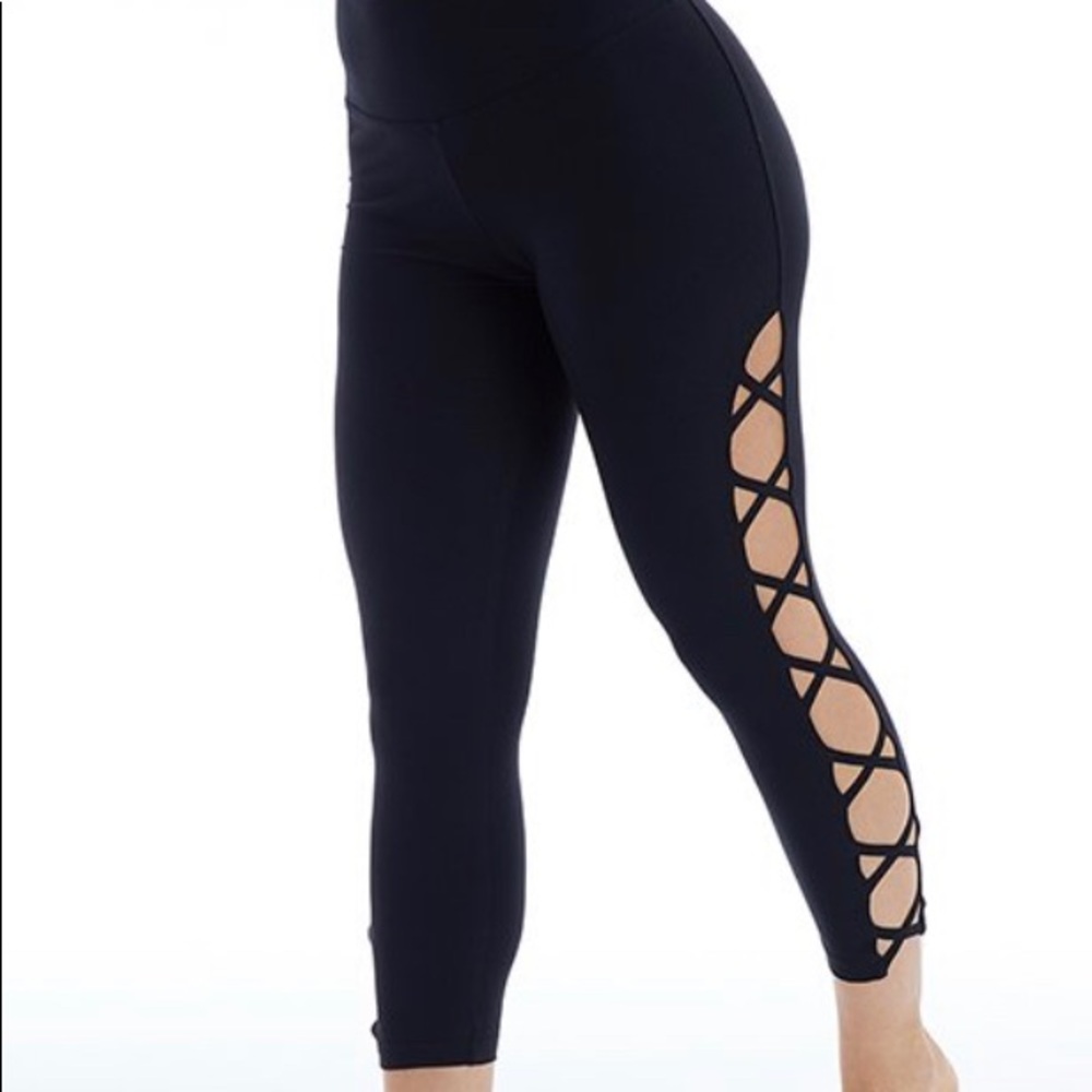 Bally Total Fitness - High Waist, Capri Leggings